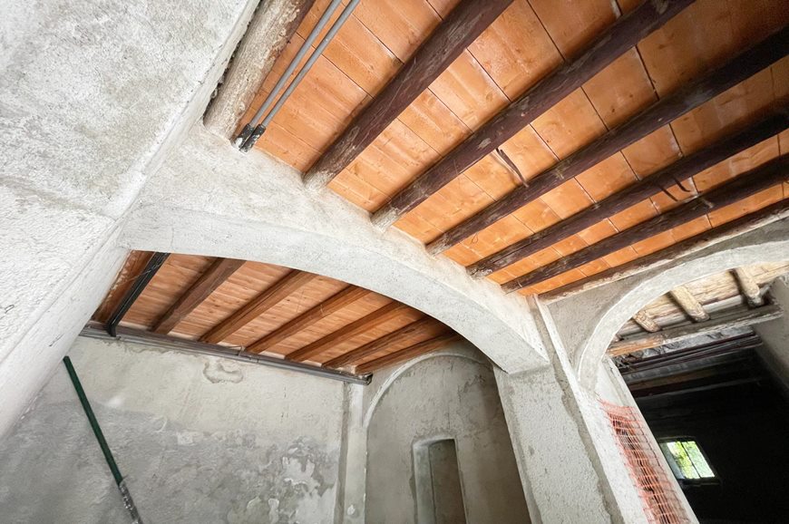 ERBA Capannoni-laboratori-magazzini